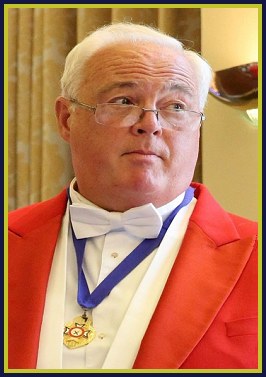 Andrew Barker
